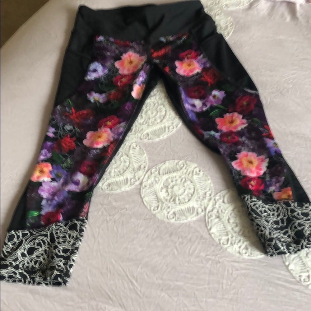 RBK Women Capris